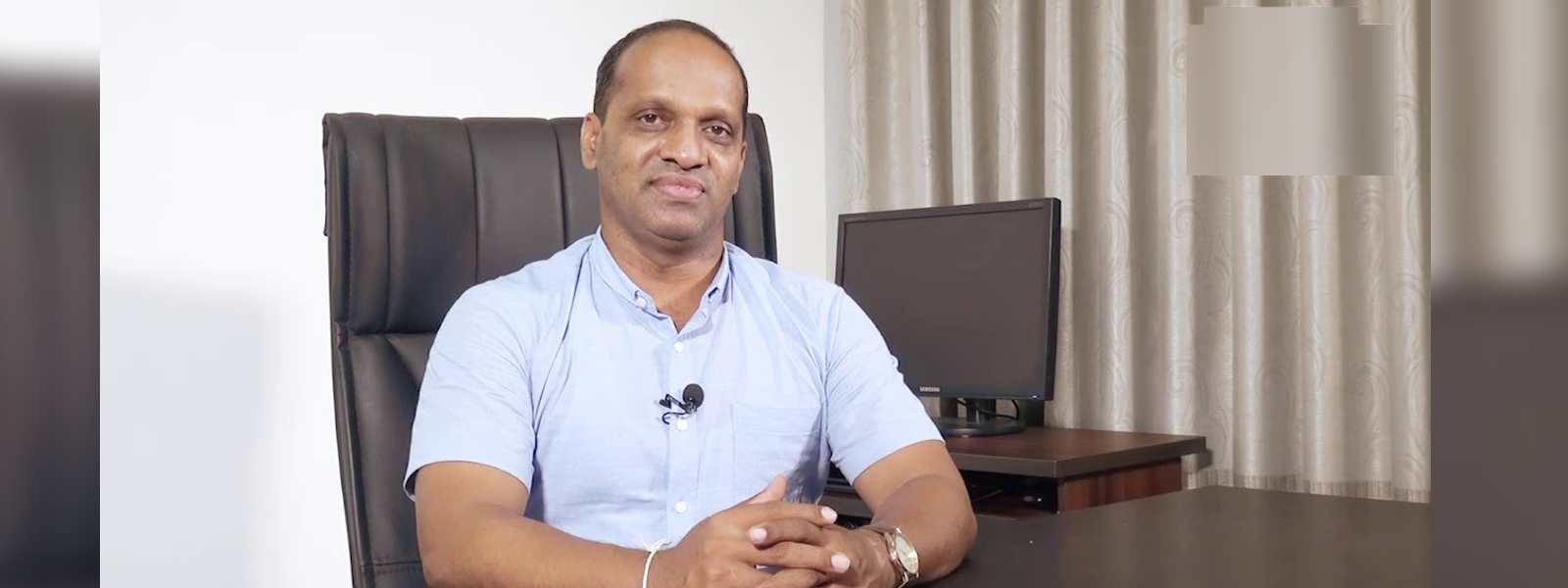 පසු සක්විති රණසිංහ හා බිරිඳ මුදා හරී